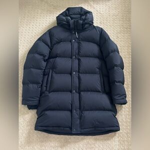 Aritzia Midi Super Puff in Black